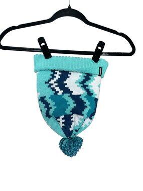 Patagonia Teal Navy White Patterned Pom Pom Beanie